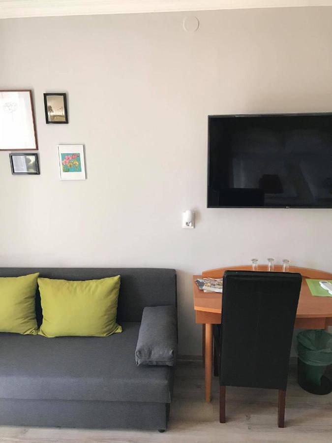 Hunyadi Panzio-Apartman Мако Экстерьер фото