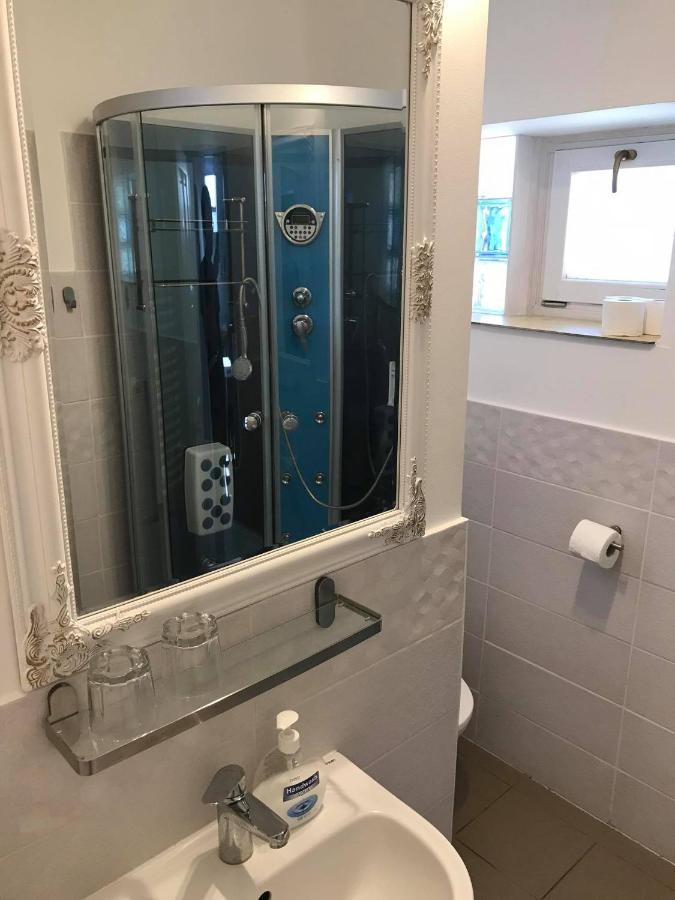 Hunyadi Panzio-Apartman Мако Экстерьер фото