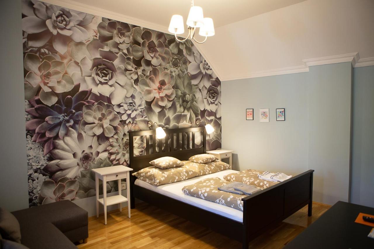 Hunyadi Panzio-Apartman Мако Экстерьер фото