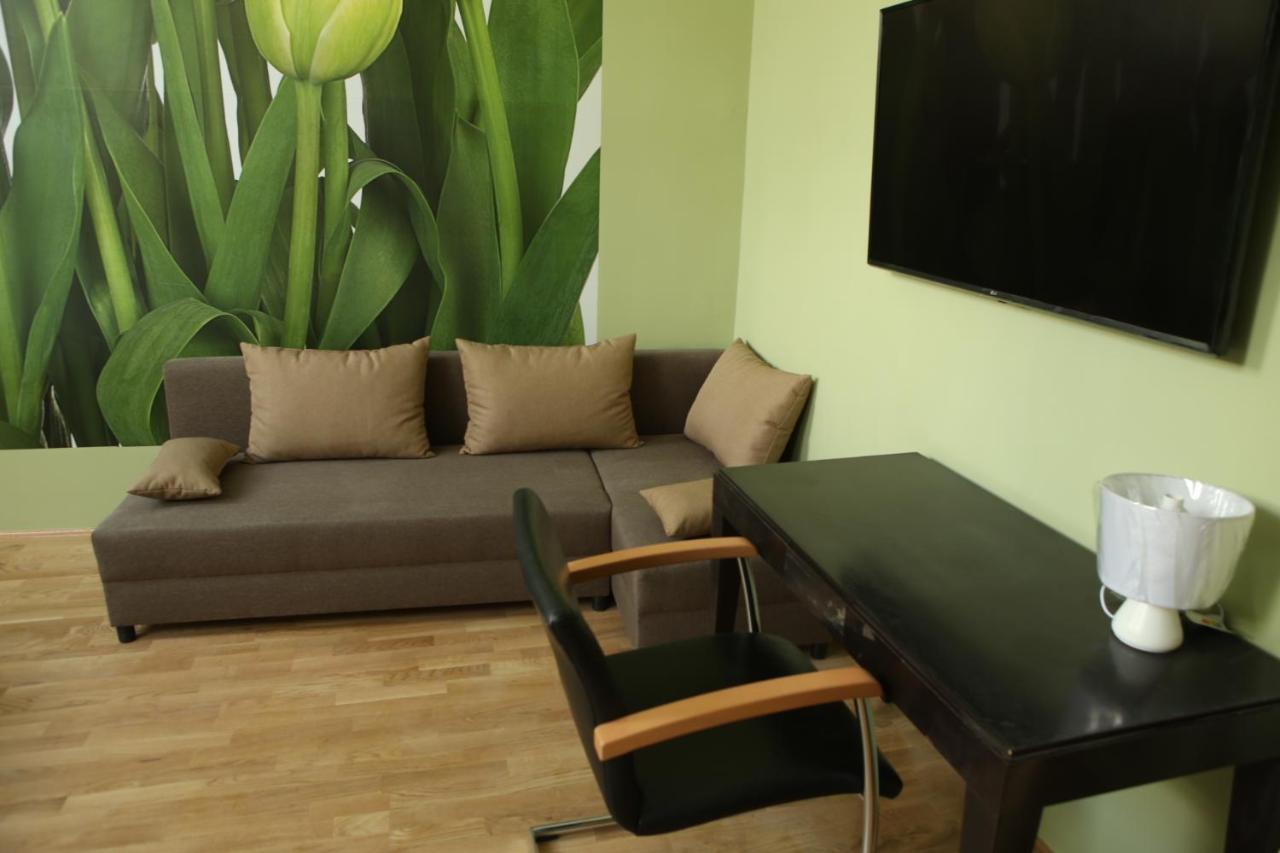 Hunyadi Panzio-Apartman Мако Экстерьер фото