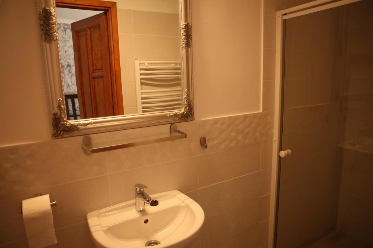 Hunyadi Panzio-Apartman Мако Экстерьер фото